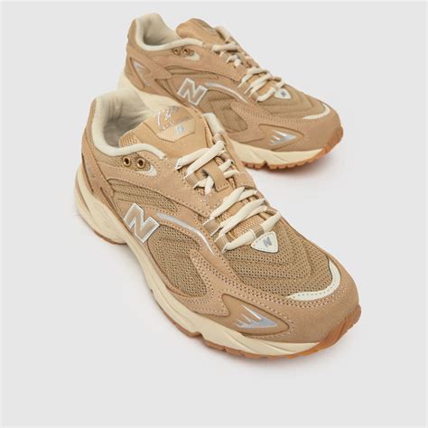 Womens Tan New Balance 725 Trainers 